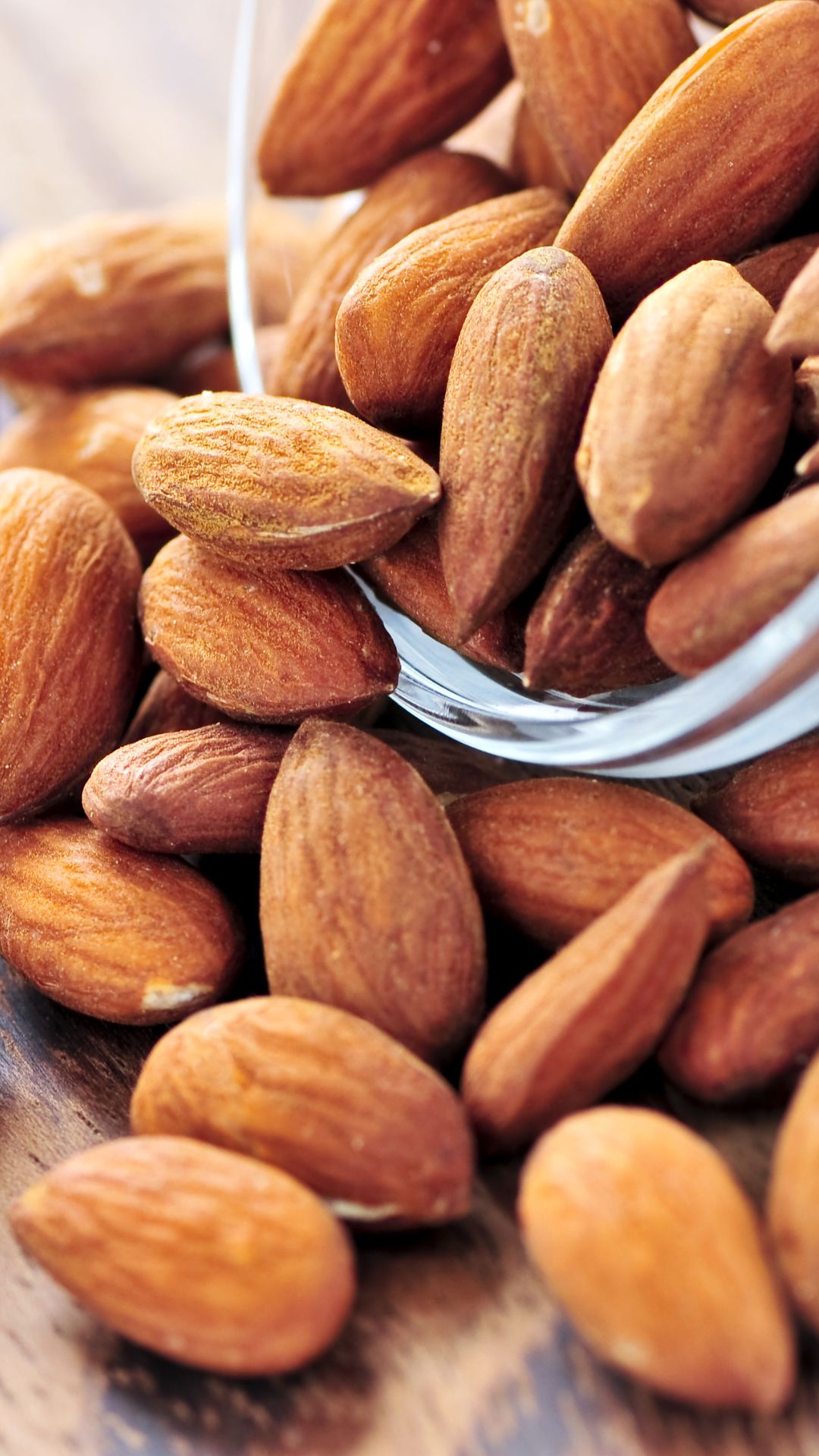 Almonds 