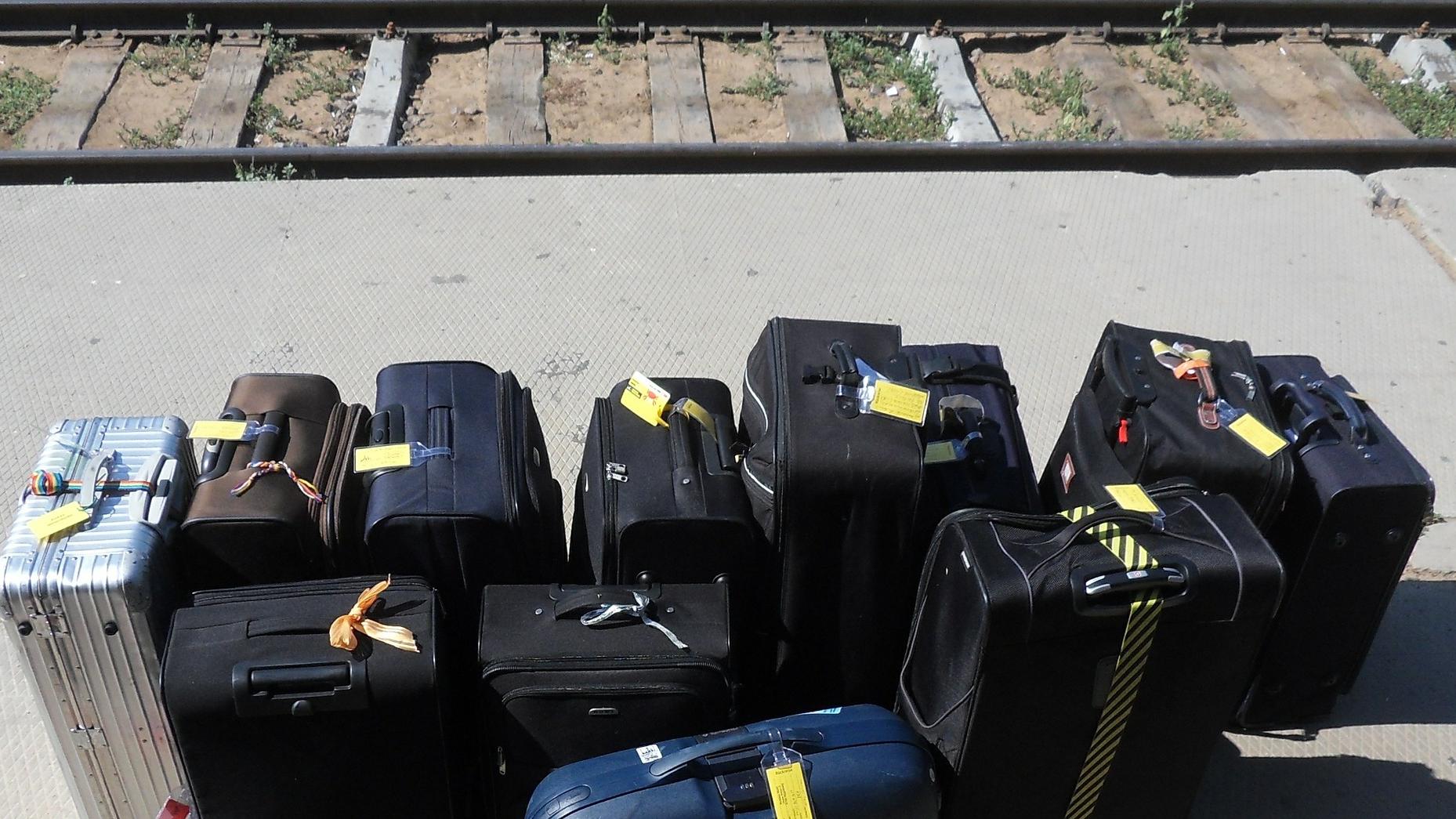 Tejas Express to enforce luggage restrictions onboard Editorji