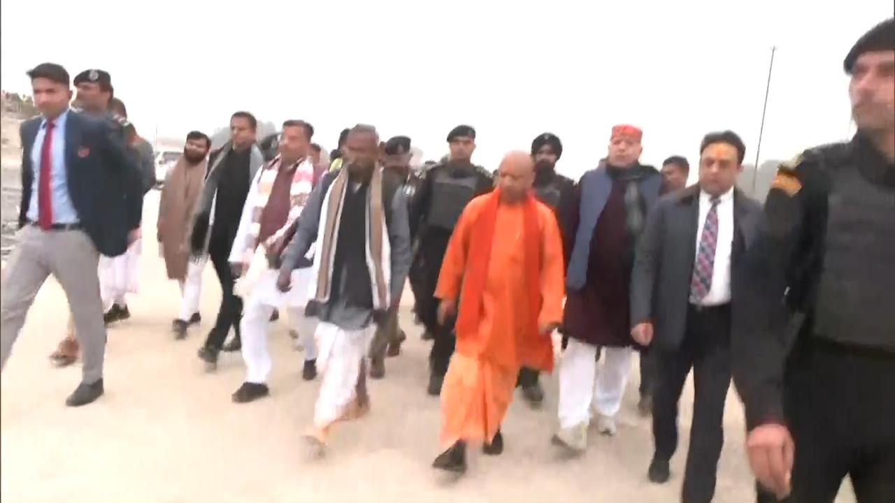 UP CM Yogi Adityanath visits Ram temple in Ayodhya | Editorji