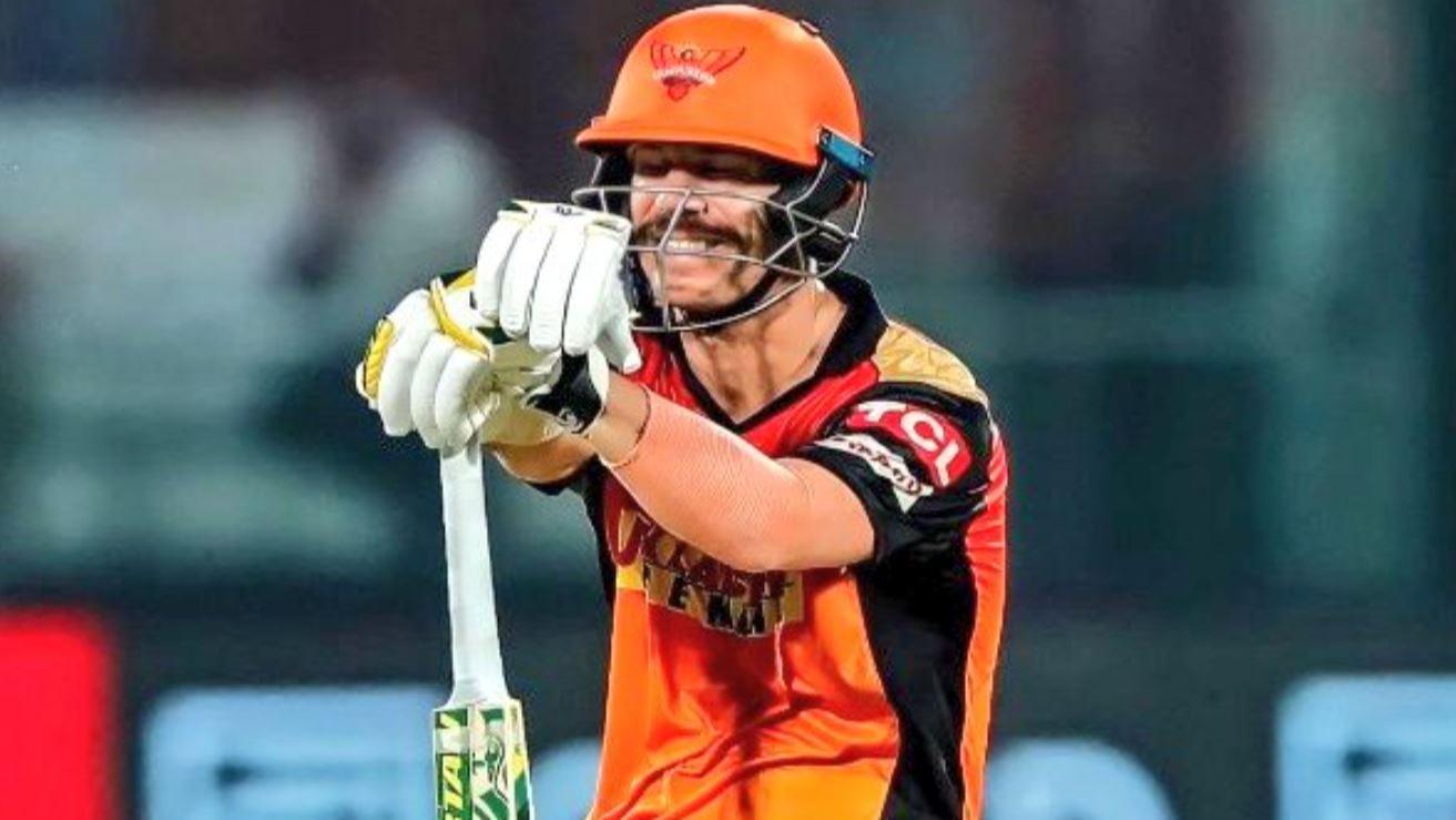 Warner was shocked & hurt after being sacked as SRH captain Warner was shocked & hurt after being sacked as SRH captain