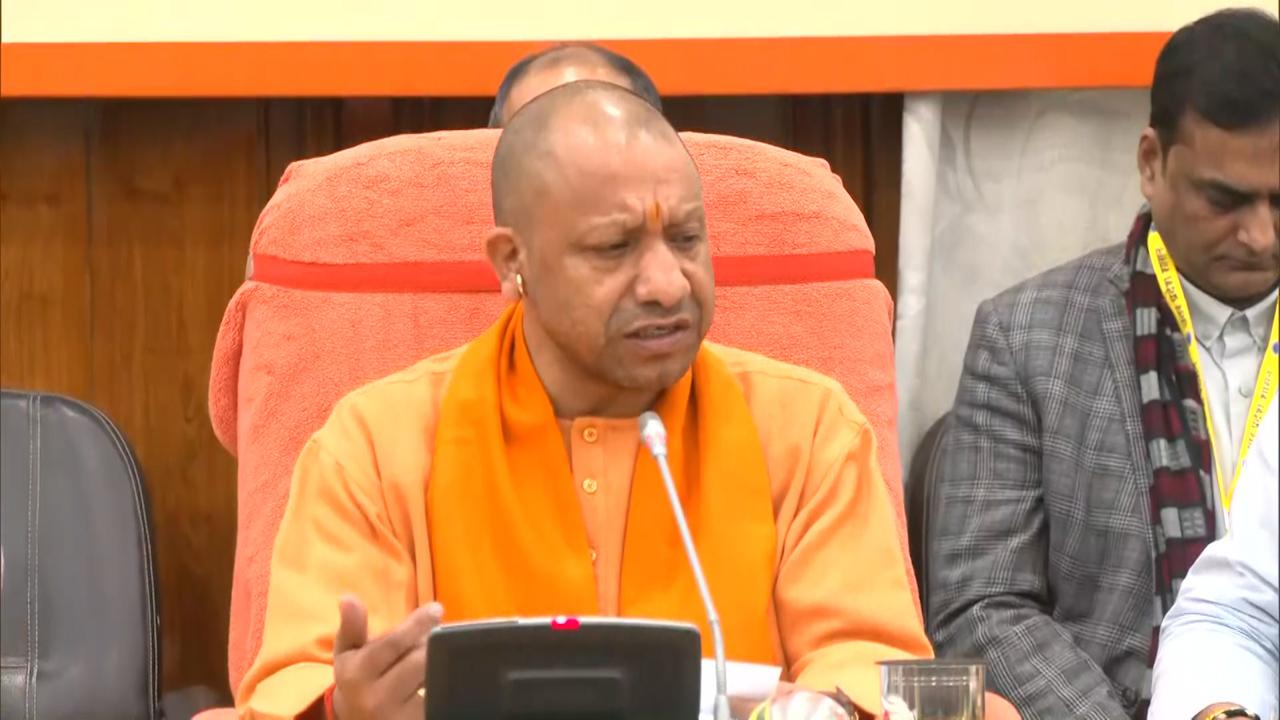 Yogi govt increases Advocate Welfare Fund from Rs 200 crore to Rs 500 ...